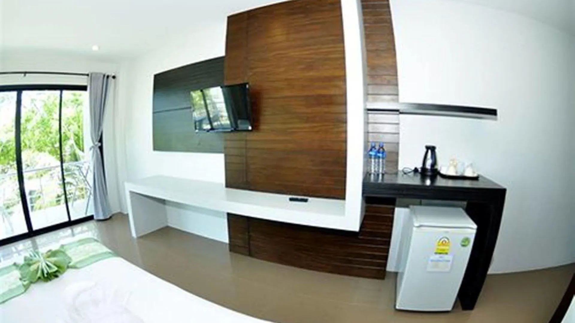 Ton Sai Tropical Phi Phi Island Otel 3*, Phi Phi Adaları