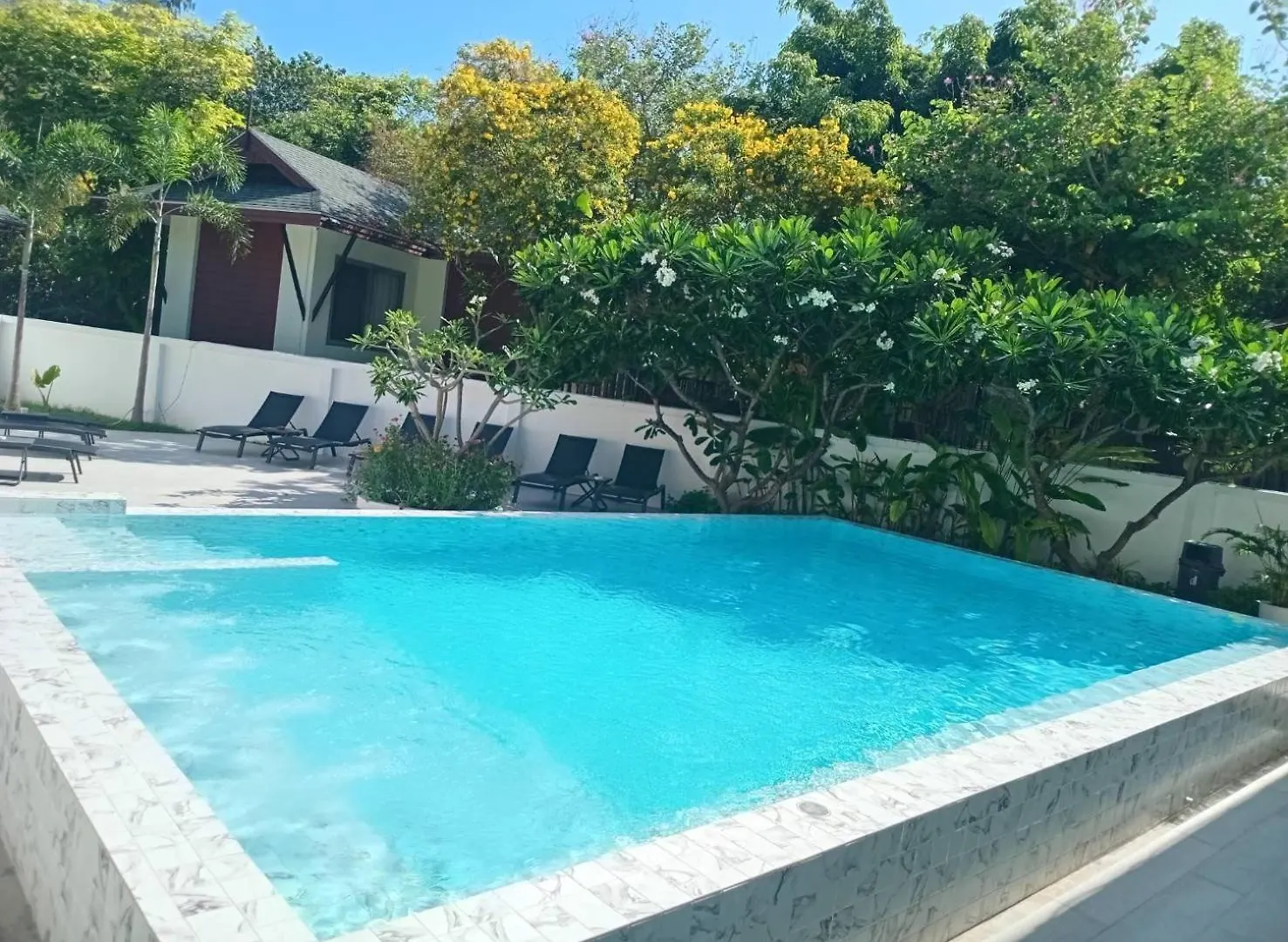 Ton Sai Tropical Phi Phi Island Hotel 3*, Phi Phi Don Thailand