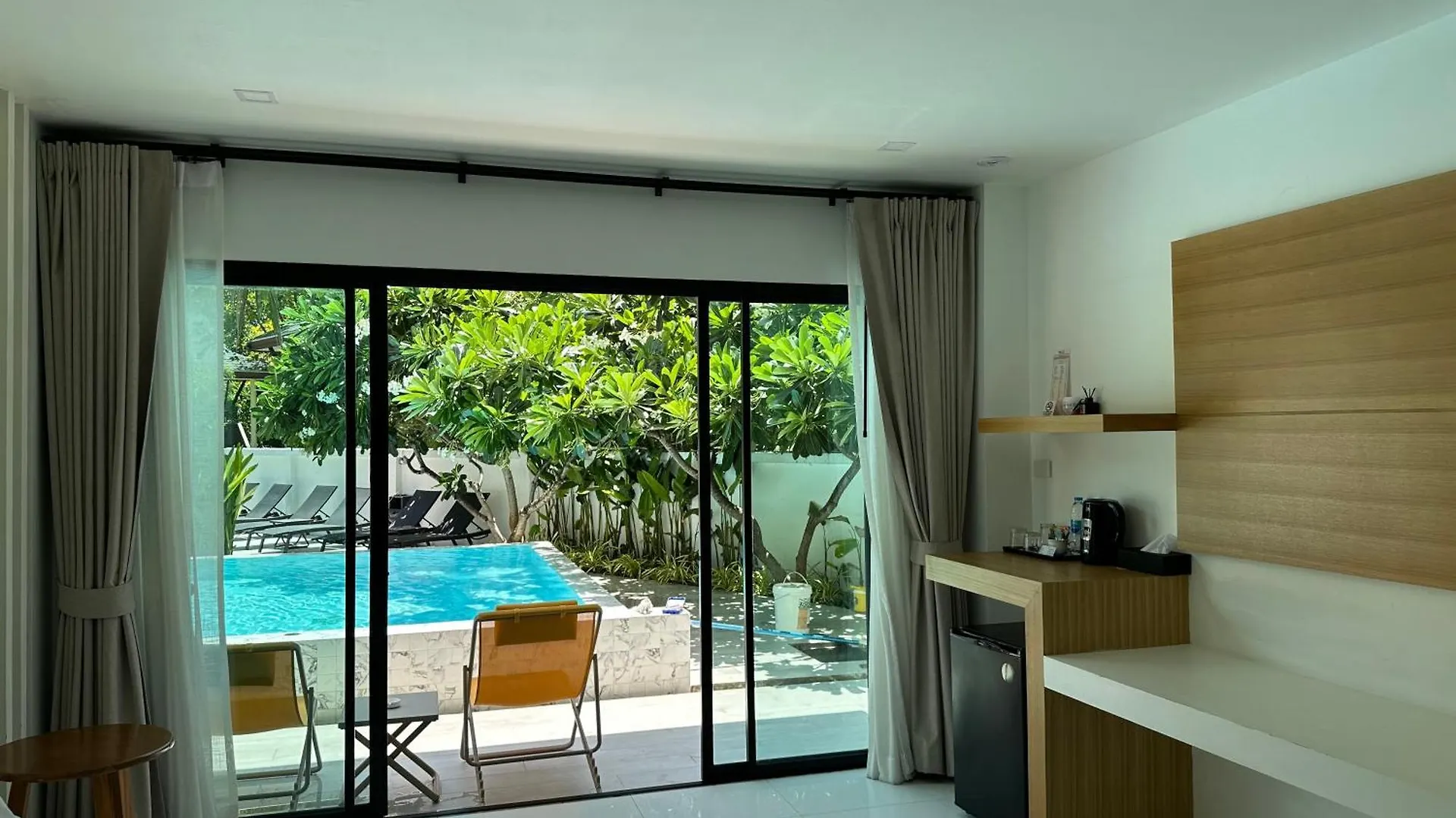Ton Sai Tropical Phi Phi Island Hotel