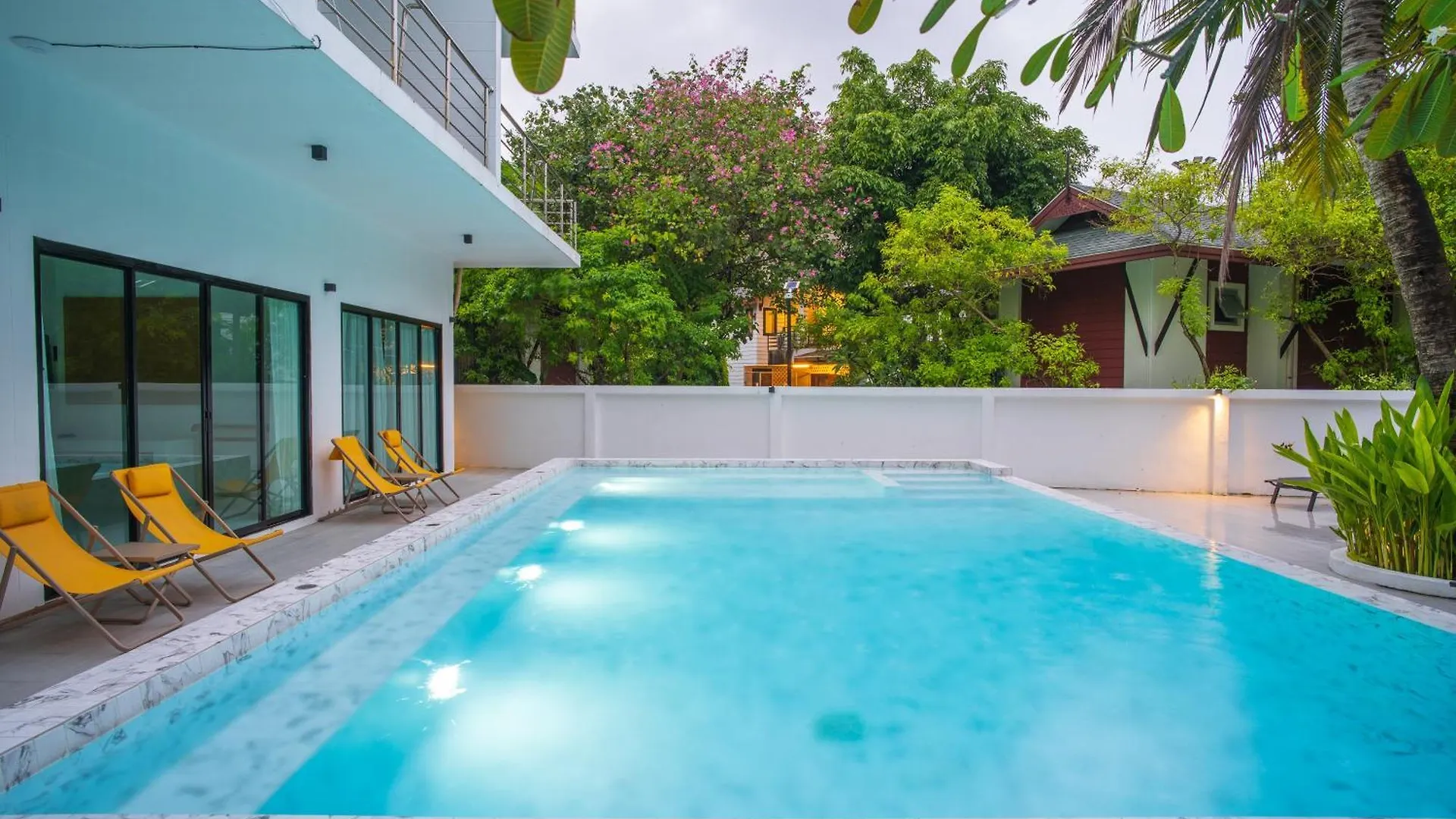 Ton Sai Tropical Phi Phi Island Hotel 3*, Phi Phi Don Thailand