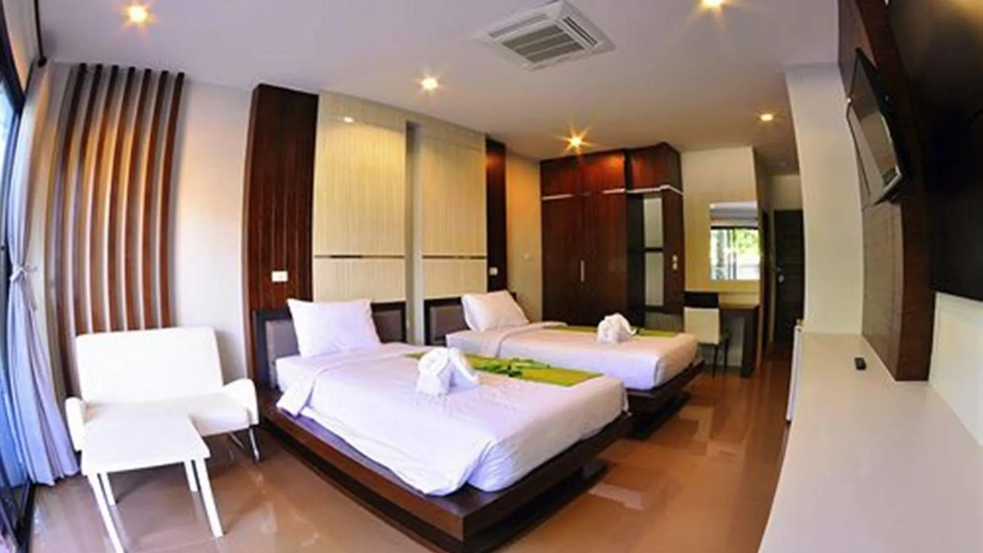 Ton Sai Tropical Phi Phi Island Hotel Thailand